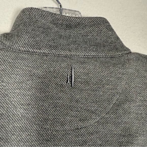 johnnie-O Emerson LARGE 1/4 Zip Gray button golf - Picture 9 of 10